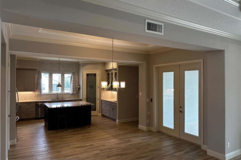 House in Mount Dora, Florida 4 bedrooms, 270.81 sq.m. № 2396645 - photo 19
