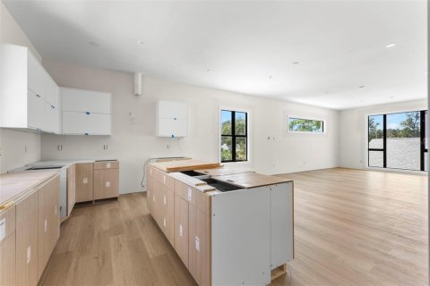 Adosado en venta en Saint Petersburg, Florida, 3 dormitorios, 217.95 m2 № 2120771 - foto 5