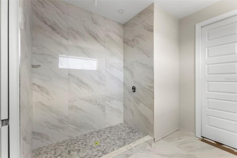 Adosado en venta en Saint Petersburg, Florida, 3 dormitorios, 217.95 m2 № 2120771 - foto 25