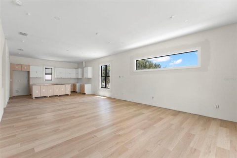 Adosado en venta en Saint Petersburg, Florida, 3 dormitorios, 217.95 m2 № 2120771 - foto 12