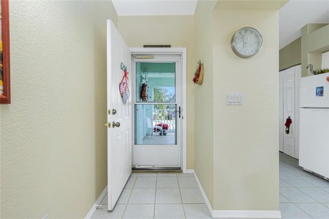 Condo in North Port, Florida, 2 bedrooms  № 1517740 - photo 16