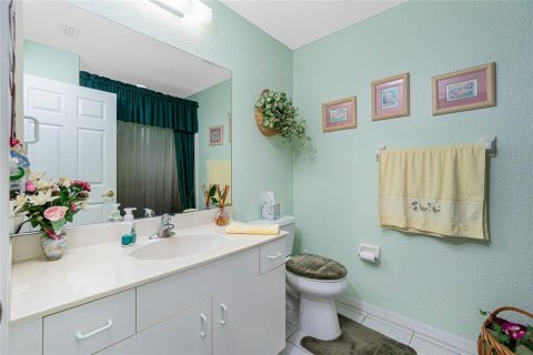 Condo in North Port, Florida, 2 bedrooms  № 1517740 - photo 10