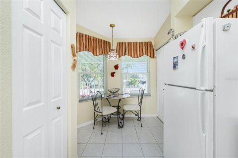 Condo in North Port, Florida, 2 bedrooms  № 1517740 - photo 20