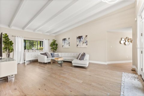 Купить виллу или дом в Клермон, Флорида 8 комнат, 376.81м2, № 1525020 - фото 22