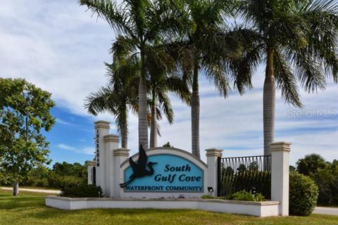 Land in Port Charlotte, Florida № 224429 - photo 3