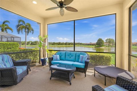 House in Venice, Florida 2 bedrooms, 146.69 sq.m. № 2223696 - photo 21