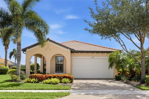 House in Venice, Florida 2 bedrooms, 146.69 sq.m. № 2223696 - photo 2