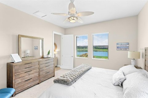 House in Venice, Florida 2 bedrooms, 146.69 sq.m. № 2223696 - photo 15