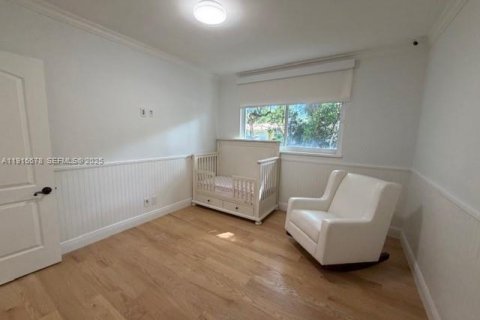 Villa ou maison à louer à Coral Gables, Floride: 3 chambres, 175.21 m2 № 1976642 - photo 10