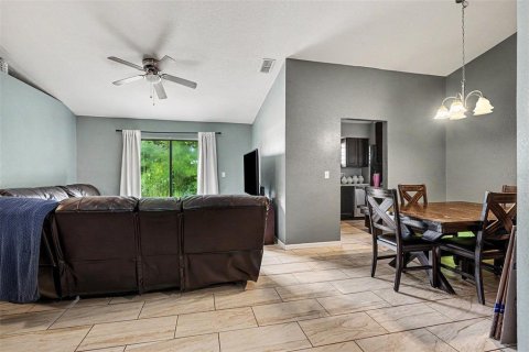 Casa en venta en Lakeland, Florida, 3 dormitorios, 124.21 m2 № 2149495 - foto 6