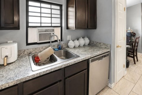 Casa en venta en Lakeland, Florida, 3 dormitorios, 124.21 m2 № 2149495 - foto 9