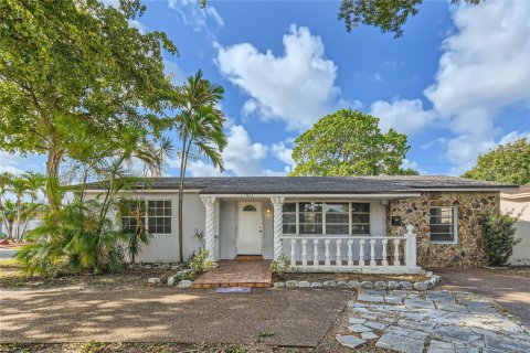 Villa ou maison à vendre à Miramar, Floride: 3 chambres, 148.64 m2 № 1665596 - photo 1