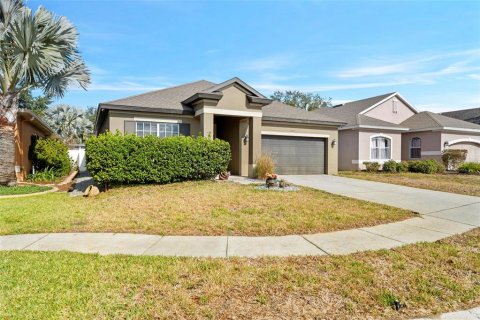 Villa ou maison à Spring Hill, Floride 3 chambres, 173.45 m2 № 2099821