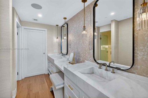 Снять в аренду кондоминиум в Майами, Флорида 4 спальни, 239.87м2, № 1991043 - фото 26