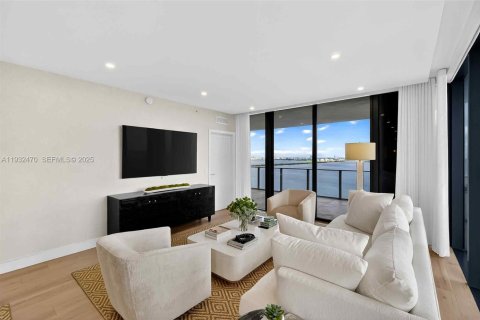 Снять в аренду кондоминиум в Майами, Флорида 4 спальни, 239.87м2, № 1991043 - фото 13