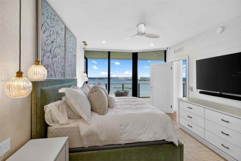 Снять в аренду кондоминиум в Майами, Флорида 4 спальни, 239.87м2, № 1991043 - фото 22