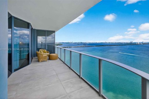 Снять в аренду кондоминиум в Майами, Флорида 4 спальни, 239.87м2, № 1991043 - фото 3