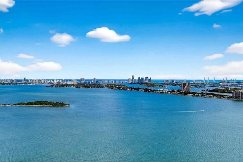 Снять в аренду кондоминиум в Майами, Флорида 4 спальни, 239.87м2, № 1991043 - фото 7