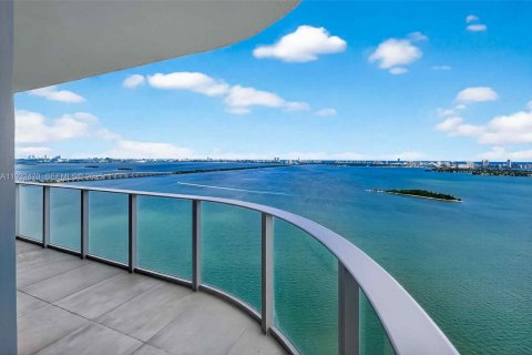 Снять в аренду кондоминиум в Майами, Флорида 4 спальни, 239.87м2, № 1991043 - фото 5