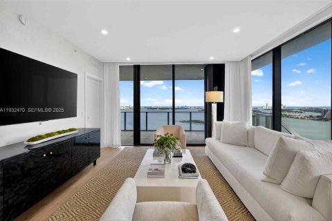 Снять в аренду кондоминиум в Майами, Флорида 4 спальни, 239.87м2, № 1991043 - фото 12