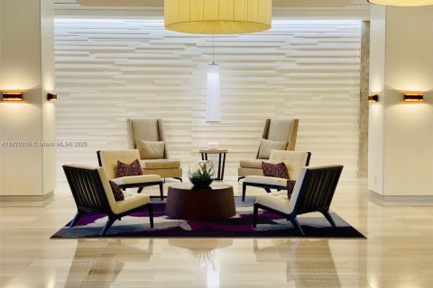Condo in Sunny Isles Beach, Florida, 1 bedroom  № 1779720 - photo 26