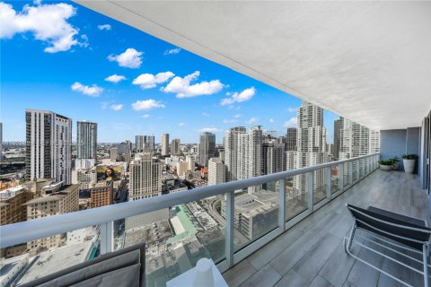 Купить кондоминиум в Майами, Флорида 2 спальни, 116.69м2, № 1987154 - фото 21