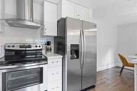 Casa en alquiler en Fort Lauderdale, Florida, 2 dormitorios, 94.02 m2 № 2088197 - foto 8