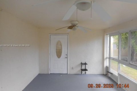 Villa ou maison à vendre à Sunrise, Floride: 4 chambres, 166.39 m2 № 1941765 - photo 30