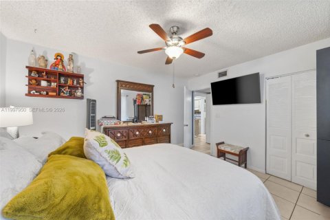 Copropriété à vendre à Doral, Floride: 2 chambres, 92.16 m2 № 2066645 - photo 15