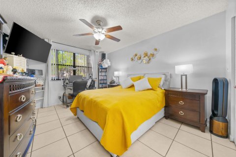 Copropriété à vendre à Doral, Floride: 2 chambres, 92.16 m2 № 2066645 - photo 19