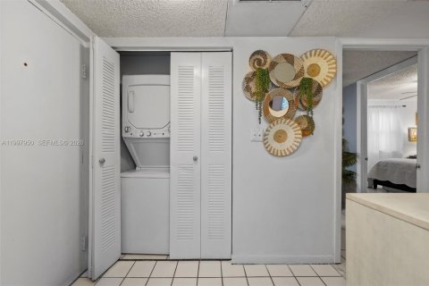 Copropriété à vendre à Doral, Floride: 2 chambres, 92.16 m2 № 2066645 - photo 13