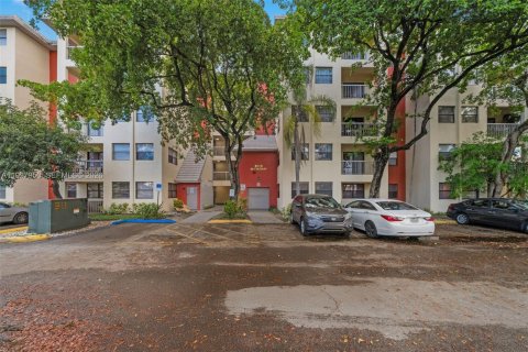 Copropriété à vendre à Doral, Floride: 2 chambres, 92.16 m2 № 2066645 - photo 26