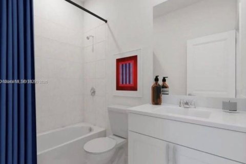 Casa en venta en Miami, Florida, 5 dormitorios, 321.07 m2 № 2269513 - foto 8