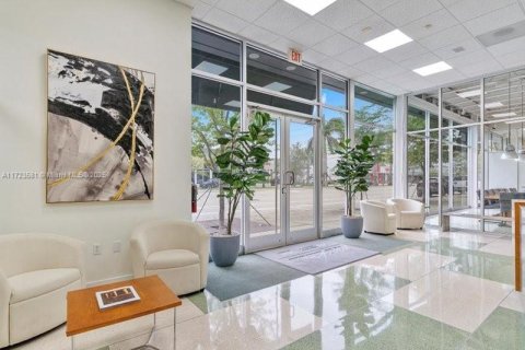 Immobilier commercial à vendre à Hollywood, Floride № 1985321 - photo 3