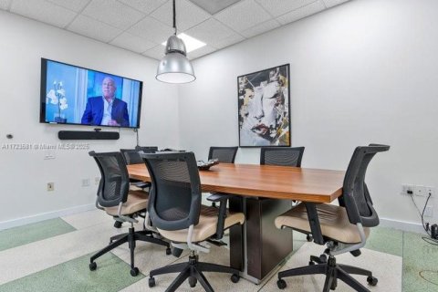 Immobilier commercial à vendre à Hollywood, Floride № 1985321 - photo 10