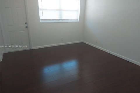 Condo in Fort Lauderdale, Florida, 2 bedrooms № 2154156 - photo 10