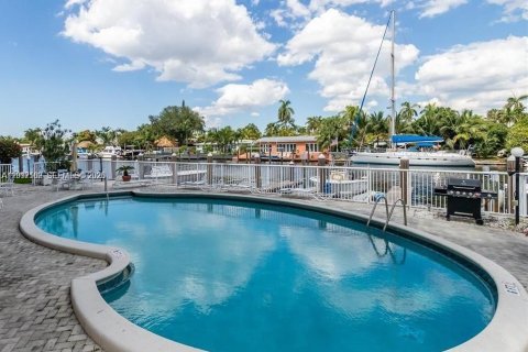 Condo in Fort Lauderdale, Florida, 2 bedrooms № 2154156 - photo 16