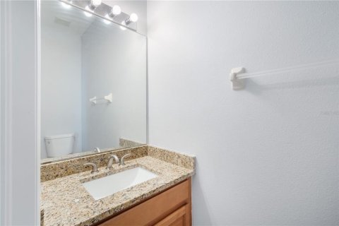 House in Pinellas Park, Florida 4 bedrooms, 213.21 sq.m. № 1910525 - photo 13