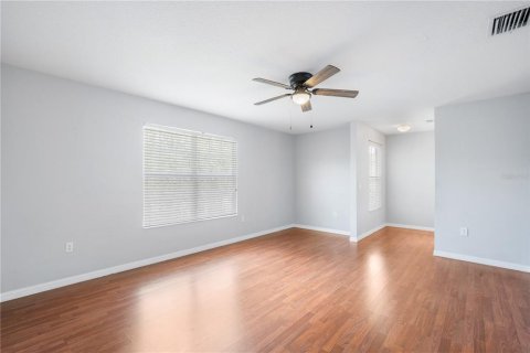 House in Pinellas Park, Florida 4 bedrooms, 213.21 sq.m. № 1910525 - photo 14