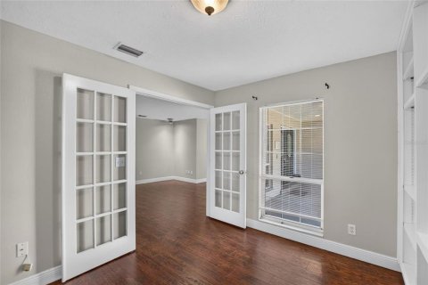Villa ou maison à vendre à Tampa, Floride: 3 chambres, 270.44 m2 № 2422830 - photo 12