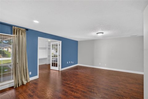 Villa ou maison à vendre à Tampa, Floride: 3 chambres, 270.44 m2 № 2422830 - photo 8