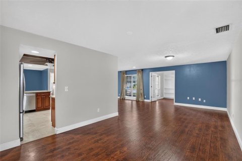 Villa ou maison à vendre à Tampa, Floride: 3 chambres, 270.44 m2 № 2422830 - photo 17