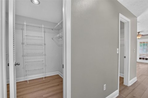 Villa ou maison à vendre à Tampa, Floride: 3 chambres, 270.44 m2 № 2422830 - photo 26