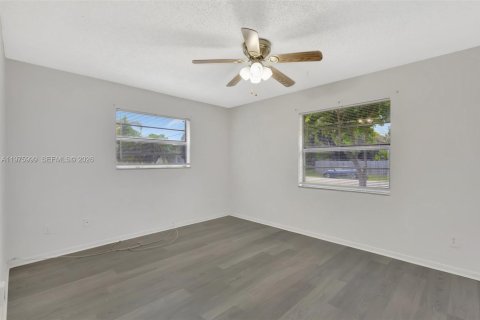 Villa ou maison à vendre à Port St. Lucie, Floride: 3 chambres, 127.09 m2 № 2042412 - photo 22