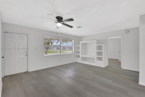 Villa ou maison à vendre à Port St. Lucie, Floride: 3 chambres, 127.09 m2 № 2042412 - photo 8