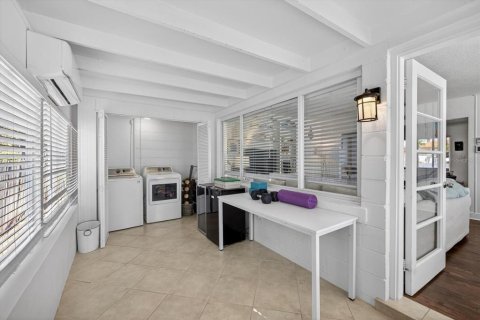 Villa ou maison à vendre à Saint Pete Beach, Floride: 3 chambres, 159.05 m2 № 2100900 - photo 30