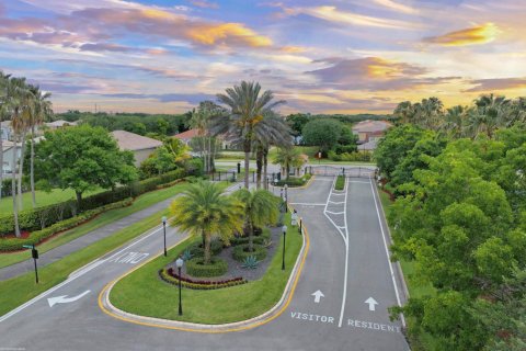 Casa en alquiler en Wellington, Florida, 5 dormitorios, 294.04 m2 № 1163112 - foto 1