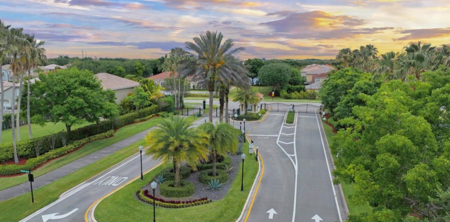 Villa ou maison à Wellington, Floride 5 chambres, 294.04 m2 № 1163112