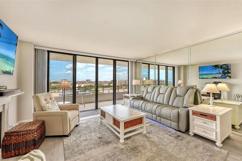 Снять в аренду кондоминиум в Сарасота, Флорида 6 комнат, 138.33м2, № 1137423 - фото 2