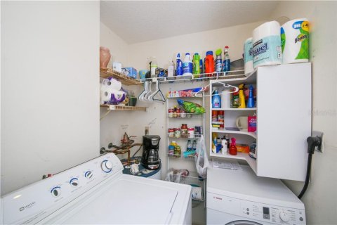 Снять в аренду кондоминиум в Сарасота, Флорида 6 комнат, 138.33м2, № 1137423 - фото 26